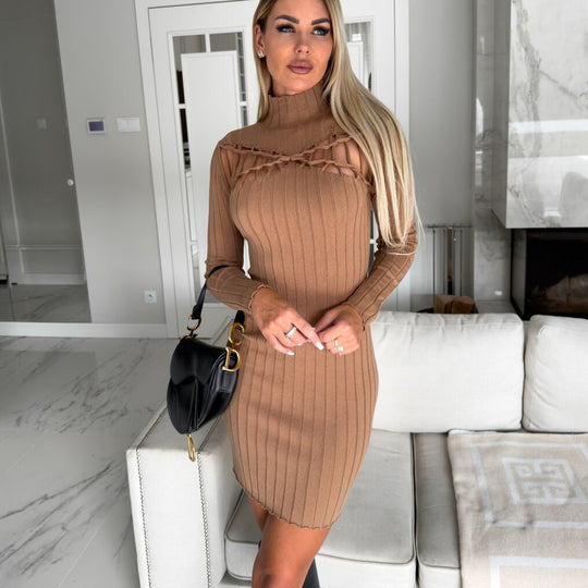 Damen figurbetontes Strickkleid mit Ausschnitt und Langarm EB