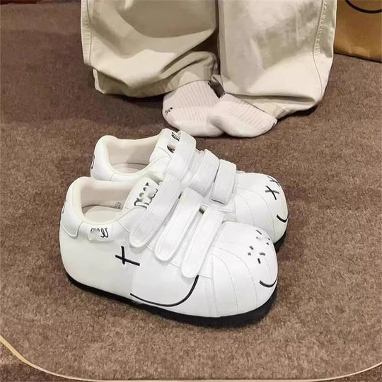 Damen bequeme Clogs mit praktischem Klettverschluss und einzigartigem Design EB
