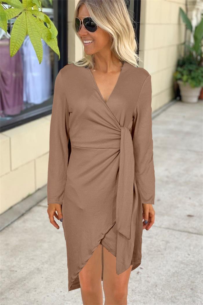Damen Wickelkleid mit elegantem V-Ausschnitt und seitlichem Schlitz EB