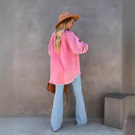 Damen nan oversized Hemdjacke im Used‑Look mit ausgefransten Kanten und aufgesetzten Pattentaschen EB