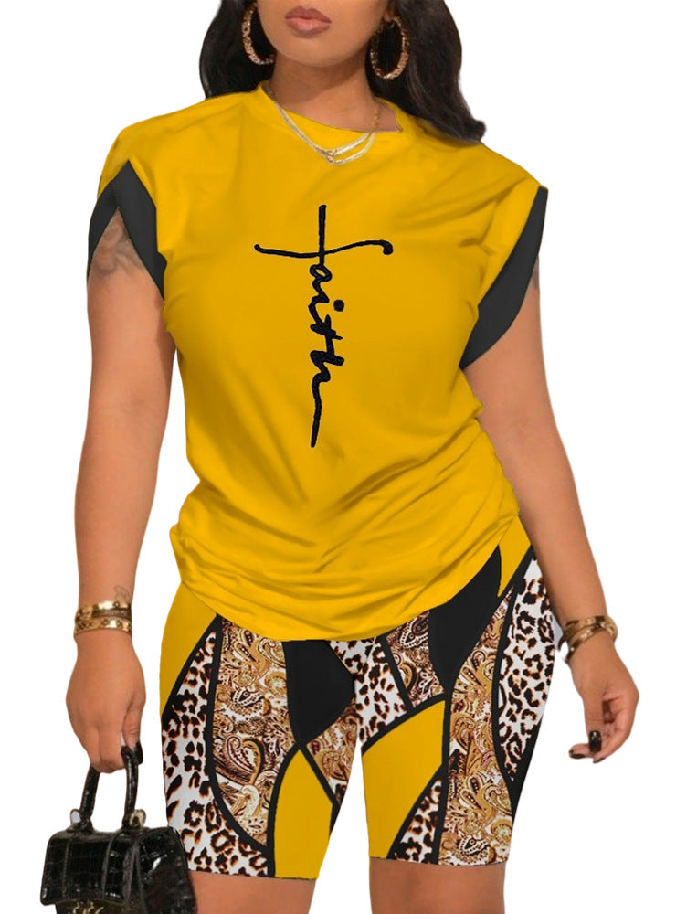 Damen Sport-Set mit inspirierendem Schriftzug und modischem Muster EB