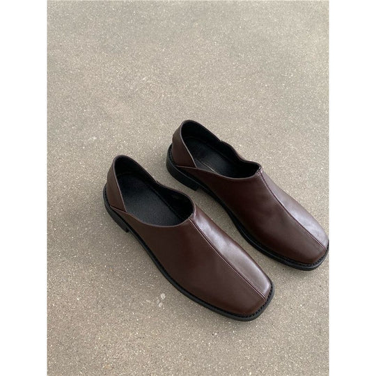 Damen elegante Slipper mit modernen Akzenten EB
