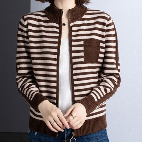 Damen Strickjacke mit Stehkragen und Reißverschluss EB