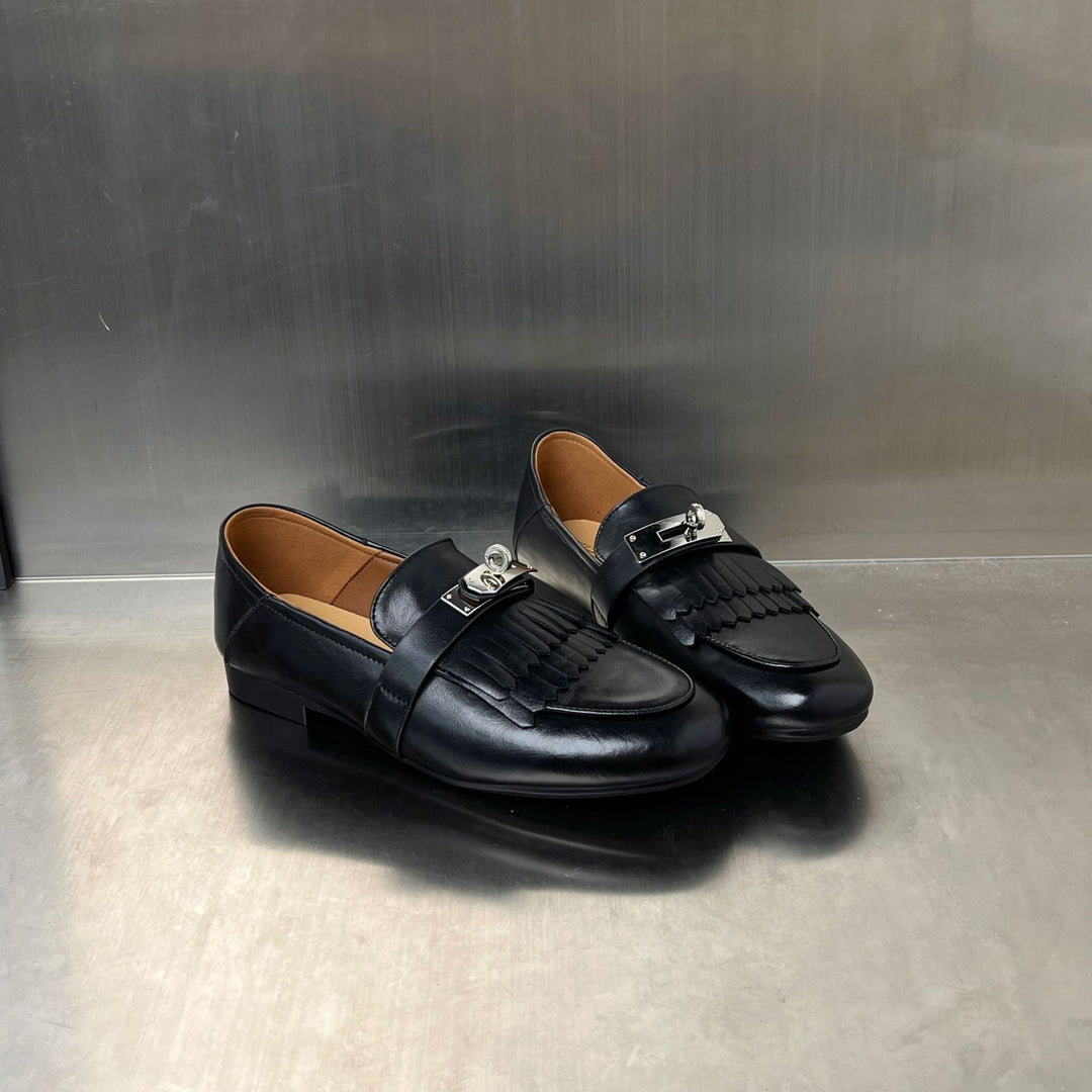 Damen Mokassins mit modischen Fransen und elegantem Schnallen-Detail EB