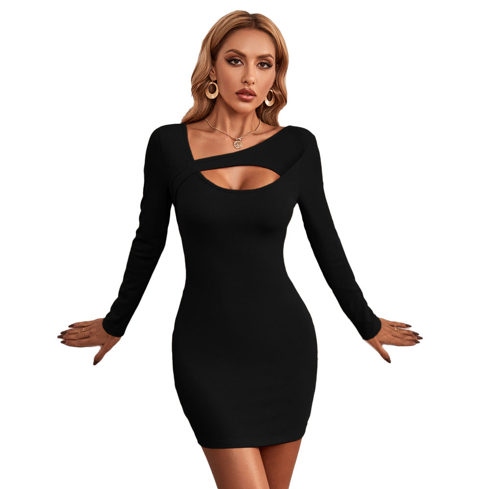 Damen figurnahe Minikleid mit asymmetrischem Cut-Out, taillierter Silhouette und langen Ärmeln Eichborn Berlin