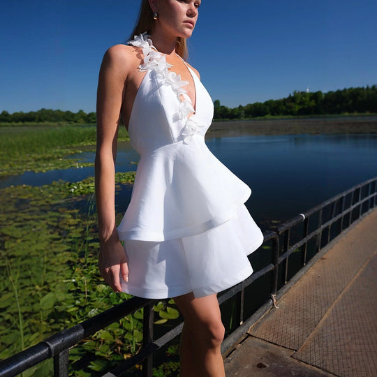 Damen Neckholder Kleid mit voluminösem Rock EB