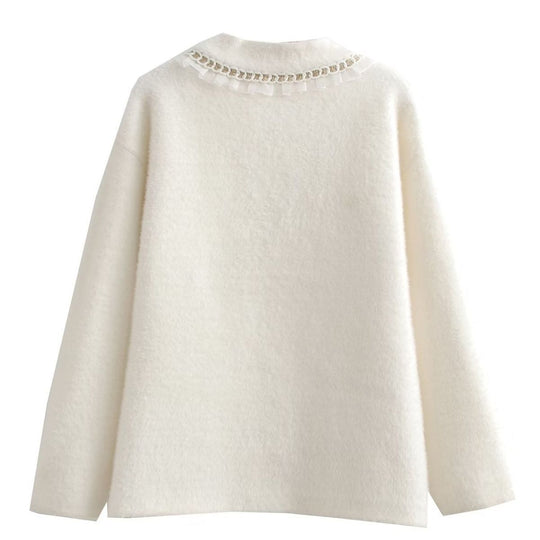 Damen modische Strickjacke mit dekorativen Rüschen und perlenverzierten Knopfdetails EB