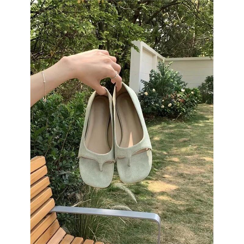 Damen flache Zehentrenner-Sandalen mit elegantem Design EB