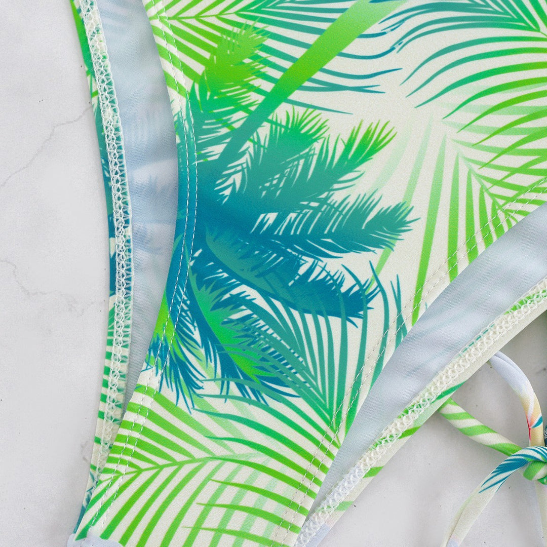 Damen Bikini-Set mit elegantem Wickelrock und tropischem Design EB