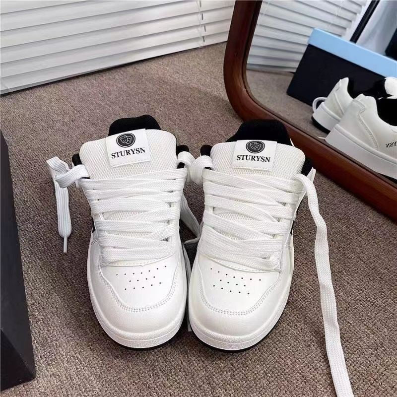 Damen Sportliche Sneakers im retro-inspirierten Design mit dämpfender Sohle EB