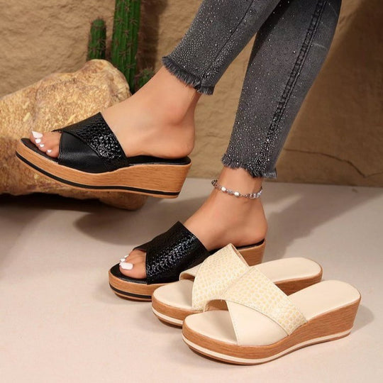 Damen Komfortable Wedge-Pantoletten mit schickem Schlangenleder-Effekt und rutschfester Sohle EB