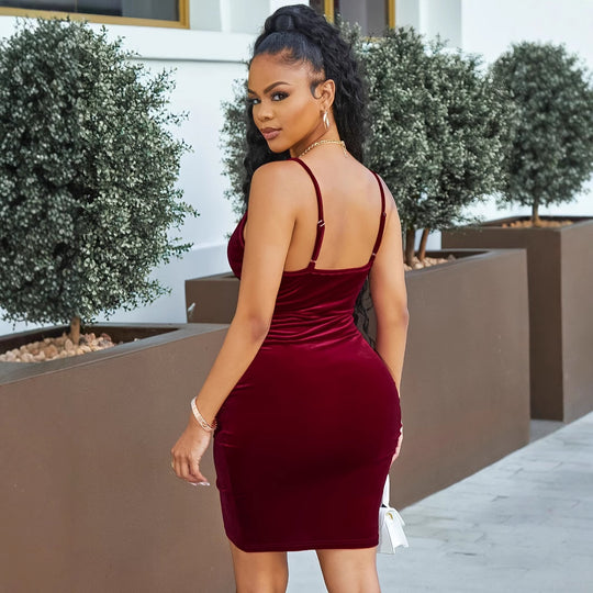 Damen Wickelkleid aus weichem Velours EB