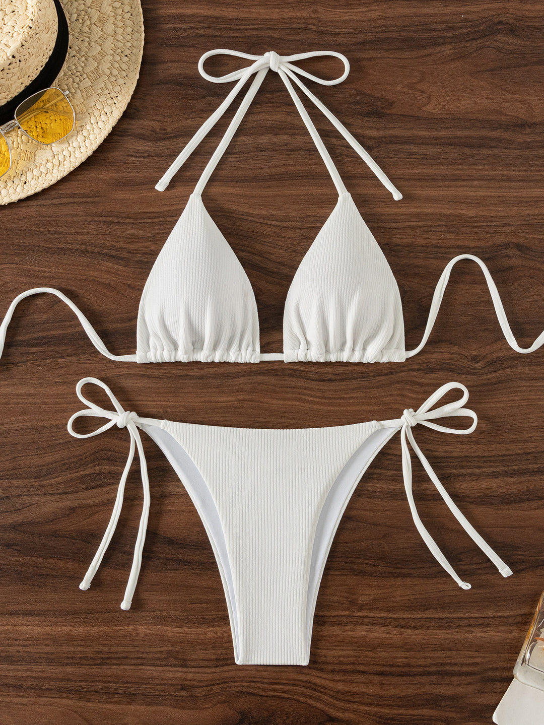 Damen Triangel-Bikini mit verstellbaren Riemen und raffinierten Details EB