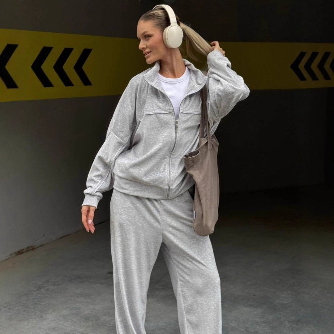 Damen Relaxed-Fleece-Set mit halblanger Zipjacke und extraweiter High-Waist Jogginghose EB