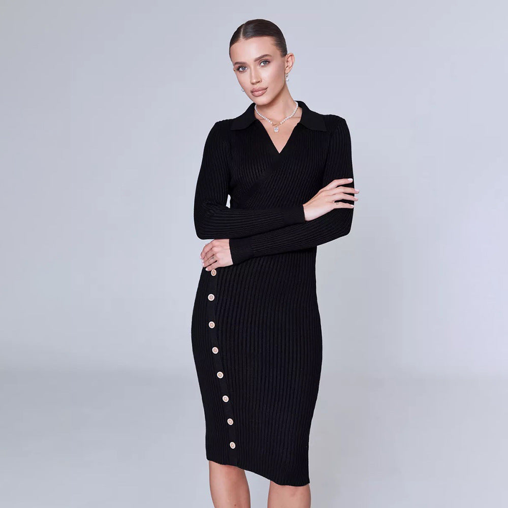 Damen Strickkleid mit elegantem Kragen und Knopfdetail EB