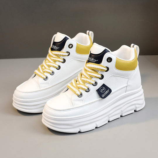 Damen Plateausneaker mit modischen Schnürsenkeln und stabiler Sohle EB
