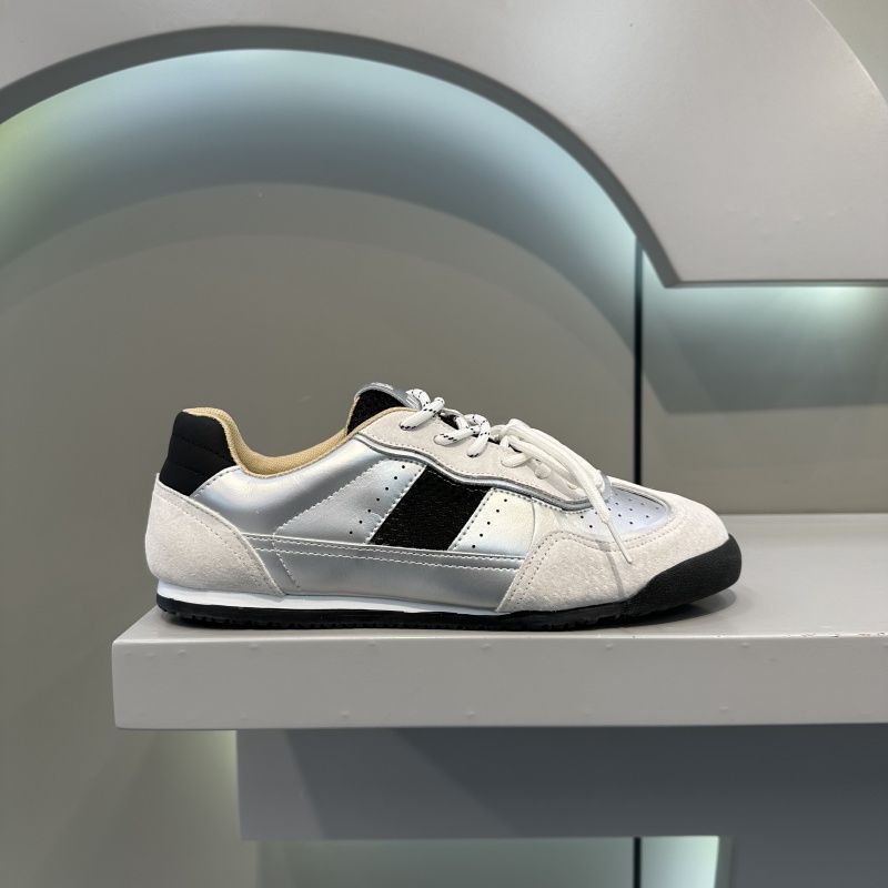 Damen Bequeme und stylische Sneakers mit atmungsaktiven Mesh-Einsätzen EB