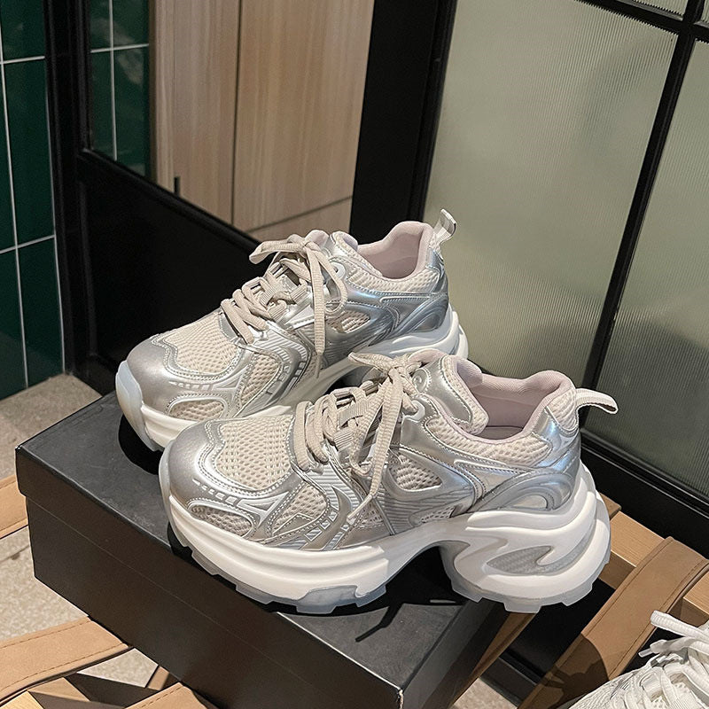 Damen Sportliche Sneakers mit atmungsaktivem Mesh-Obermaterial und dämpfender Sohle EB