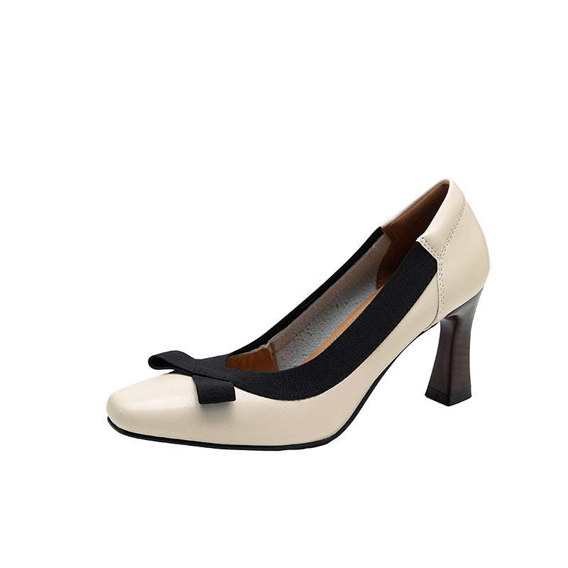Damen Elegante Pumps mit modischem Riemen und Schleifen-Detail EB