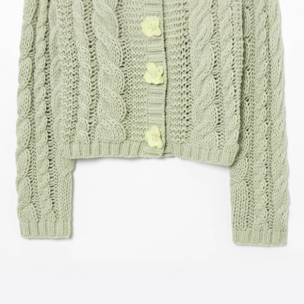 Damen Strickjacke mit floralem Knopfdetail EB