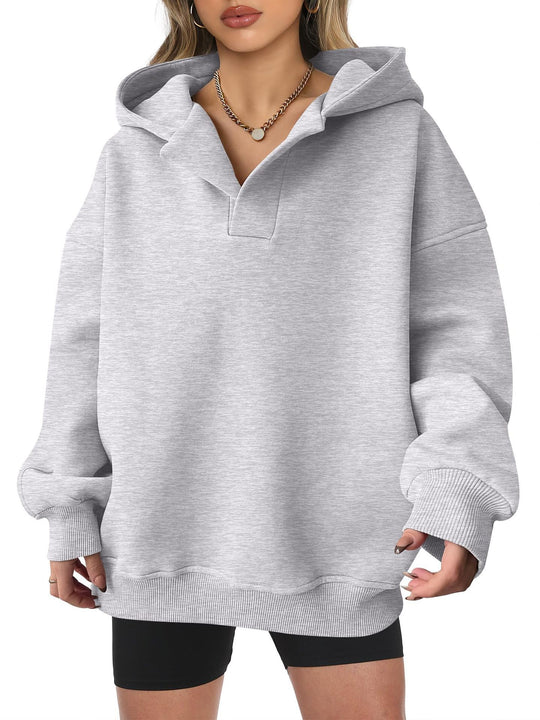 Damen Oversized Hoodie mit kurzem Kragen und praktischen Seitentaschen EB