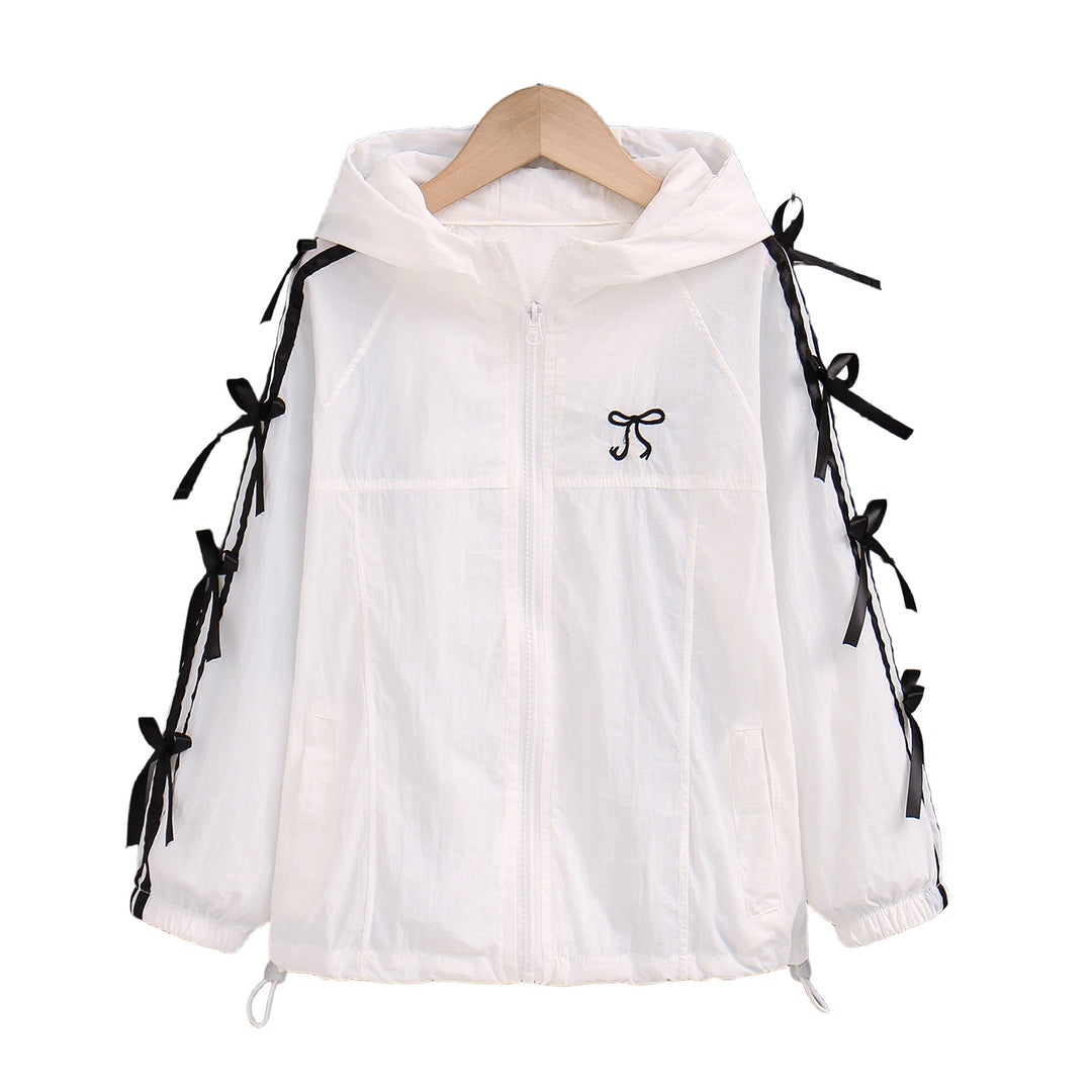 Damen nan transparente bestickte Kapuzenbluse mit Volantärmeln R&B