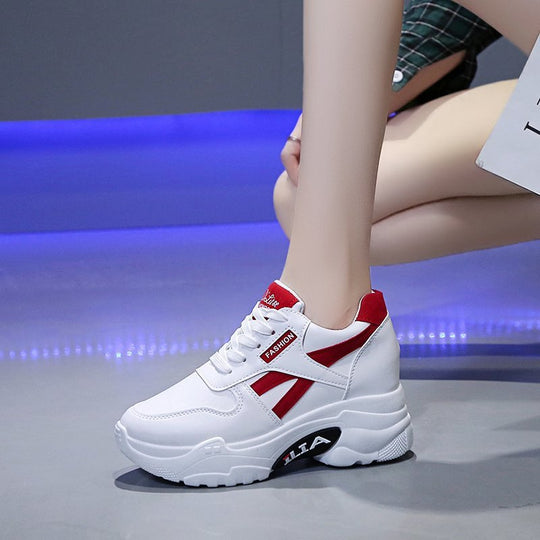 Damen modische Sneakers mit hoher Plateau-Sohle und sportlichem Design EB