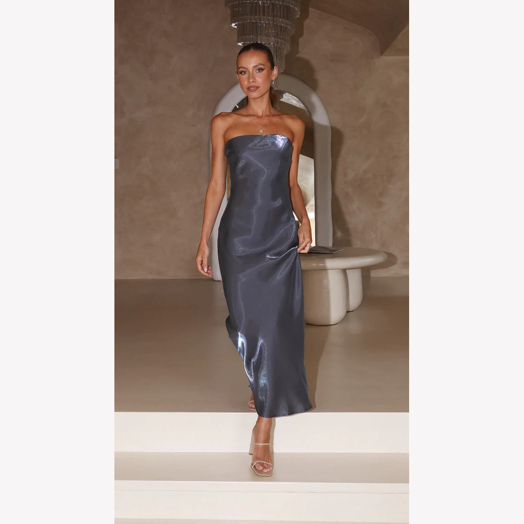 Damen Elegantes Bandeau-Maxikleid mit fließendem Satin und körpernaher Silhouette EB
