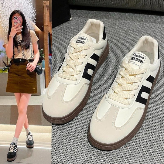 Damen Sportliche Sneakers mit atmungsaktiver Obermaterialstruktur und rutschfester Sohle EB
