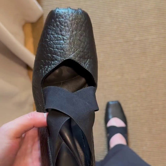 Damen elegante Ballerinas mit verstellbarem Riemen und weichem Innenteil EB