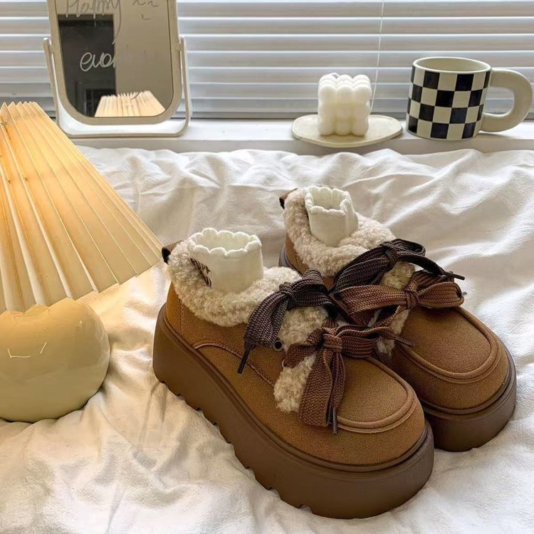 Damen Gemütliche Mokassins mit flauschigem Innenfutter und modischem Riemendesign EB