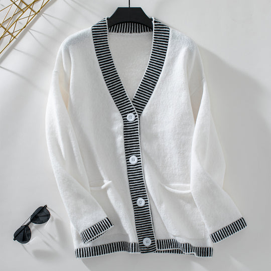 Damen Strickjacke mit modernen Streifenakzenten und Taschen EB