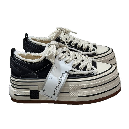 Damen Plateau Sneakers im Street-Style mit modernen Textil-Details EB