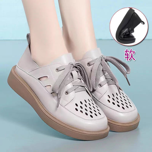 Damen Sportliche Sneaker mit atmungsaktivem Obermaterial und modischen Cut-Outs EB