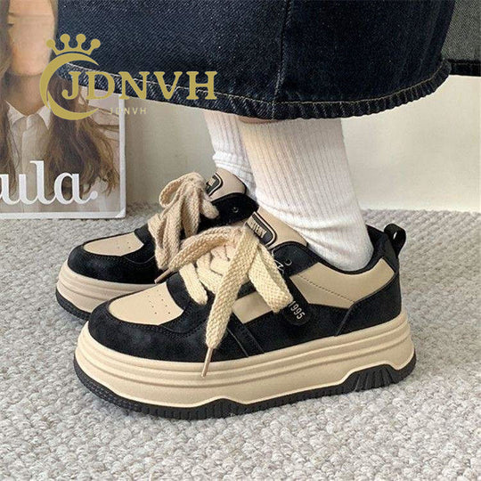Damen modische Sneakers mit verstärktem Plateau und einzigartiger Schnürung EB