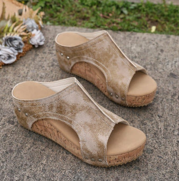 Damen Komfortable Keil-Sandalen mit floralen Akzenten EB