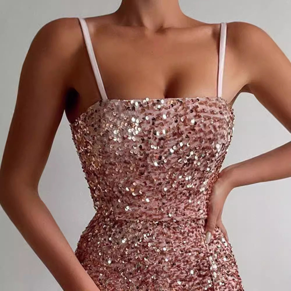 Damen Glamouröses Pailletten-Kleid mit Schlitzen und Spaghetti-Trägern EB
