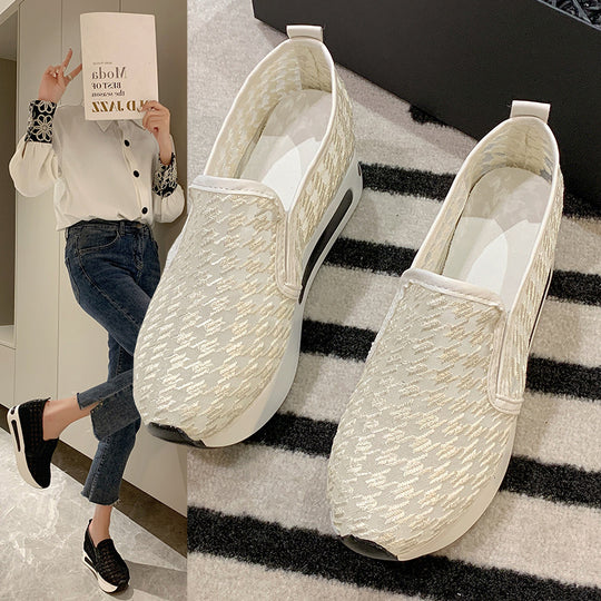 Damen Mode-Sneaker mit innovativem Slip-On Design und hochgezogenem Absatz EB