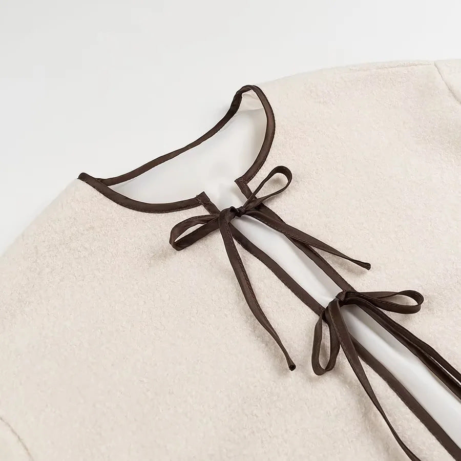 Damen Kuschelige Übergangsjacke mit eleganten Bindebändern und praktischen Taschen EB