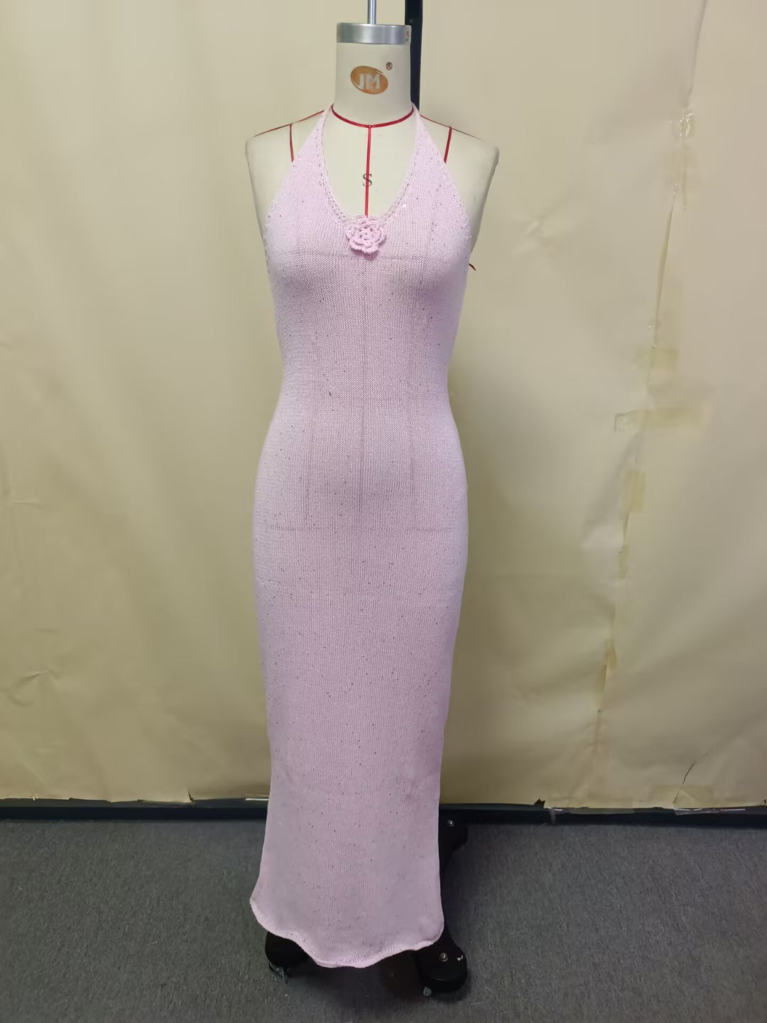 Damen figurbetontes Maxikleid mit raffiniertem Rückenausschnitt EB