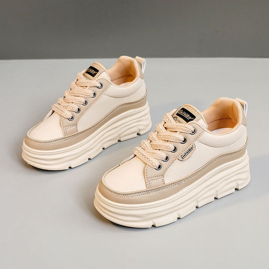Damen Plateau-Sneaker mit innovativem Dämpfungssystem und modischer Laufsohle EB