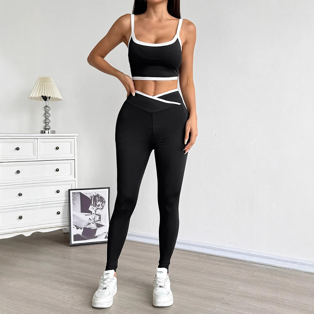 Damen Sportliches Set mit engem Oberteil und hoch geschnittenen Leggings EB