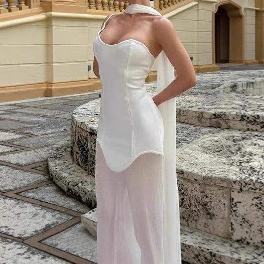 Damen Elegantes bodenlanges Abendkleid mit trägerlosem Design und fließendem Stoff EB