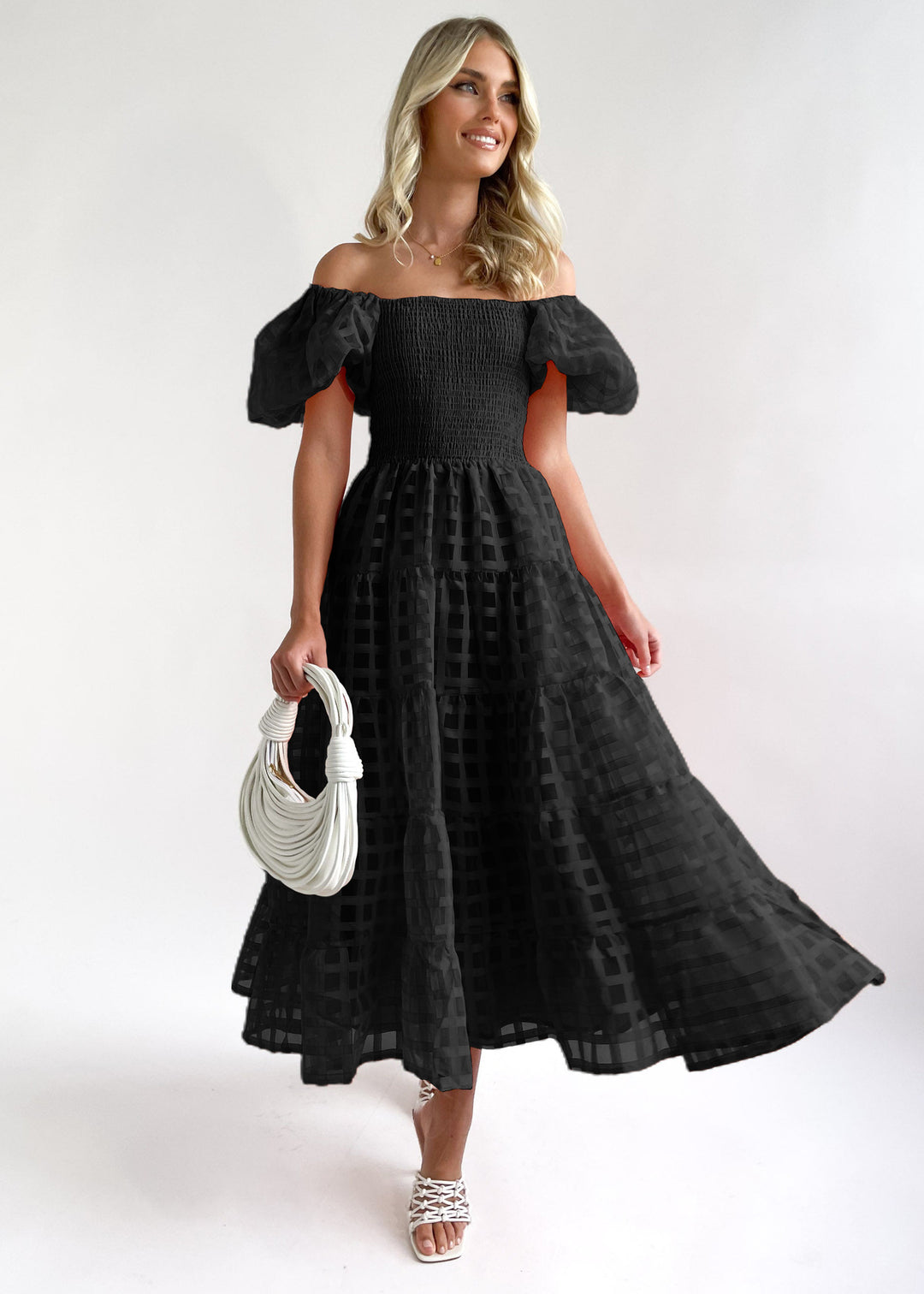 Damen Luftiges Maxikleid mit schwingendem Rock und voluminösen Puffärmeln EB