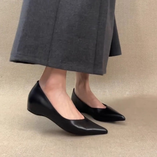 Damen spitze Ballerinas mit raffinierter Ausschnittform und komfortablem Innenleben EB