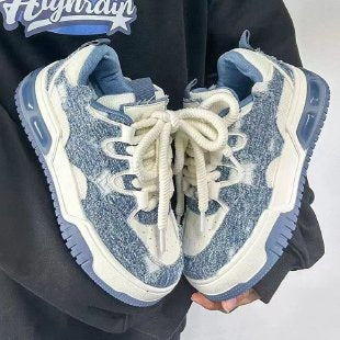 Damen Sportliche Denim Sneaker mit dämpfender Sohle und modischem Design EB