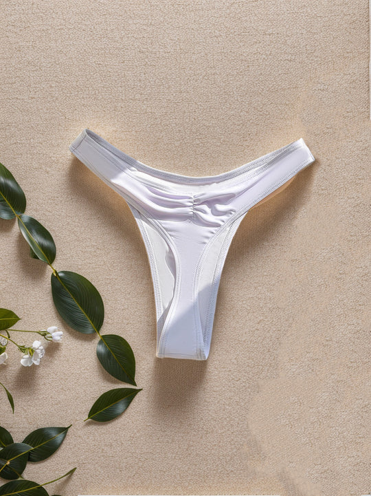 Damen Bikini-Hose mit hohem Beinausschnitt und elegantem Schnitt EB