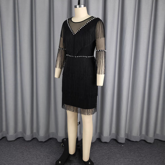 Damen Fransenkleid mit transparenten Ärmeln und Perlenakzenten EB