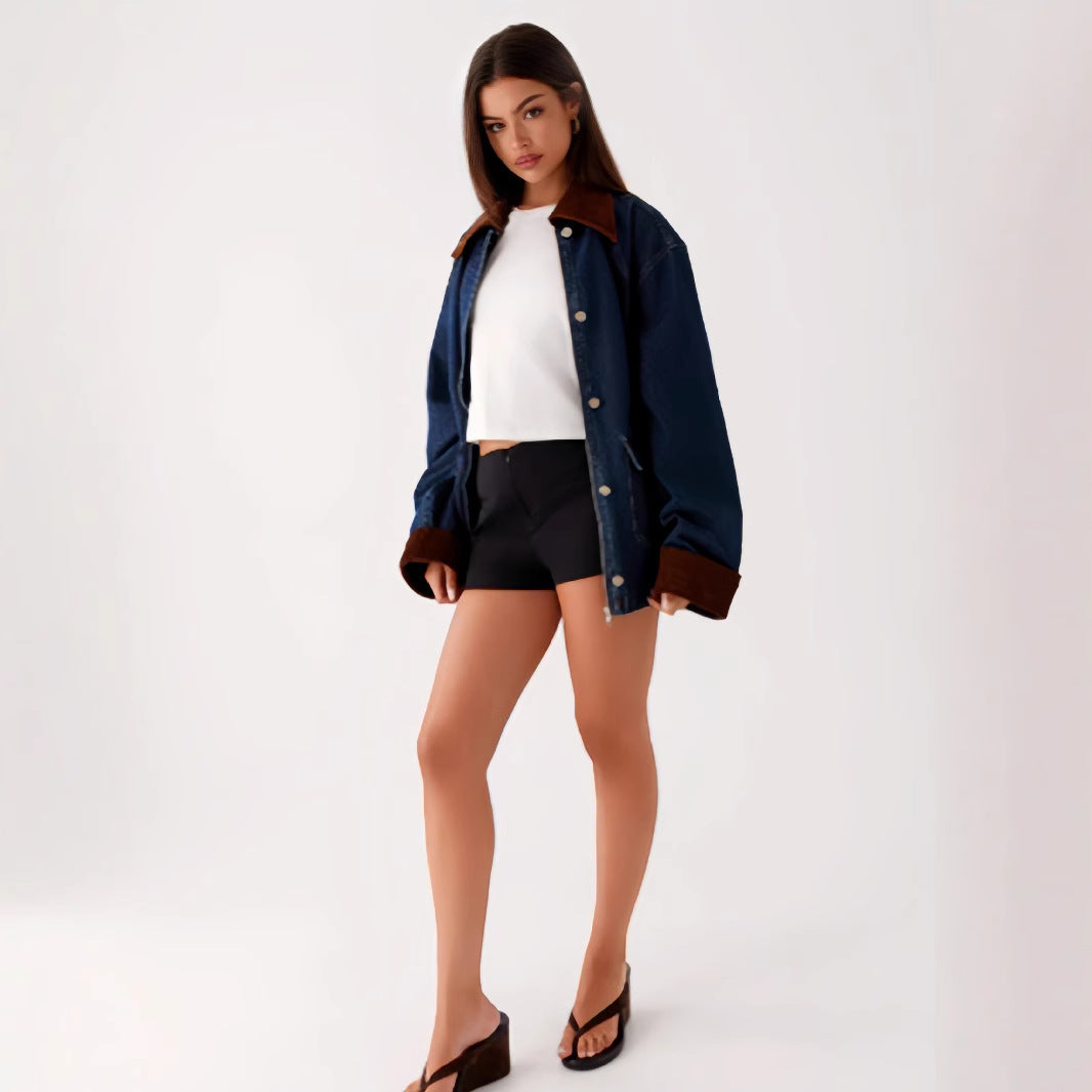 Damen Denimjacke mit Kapuze und kontrastierenden Ärmeln EB