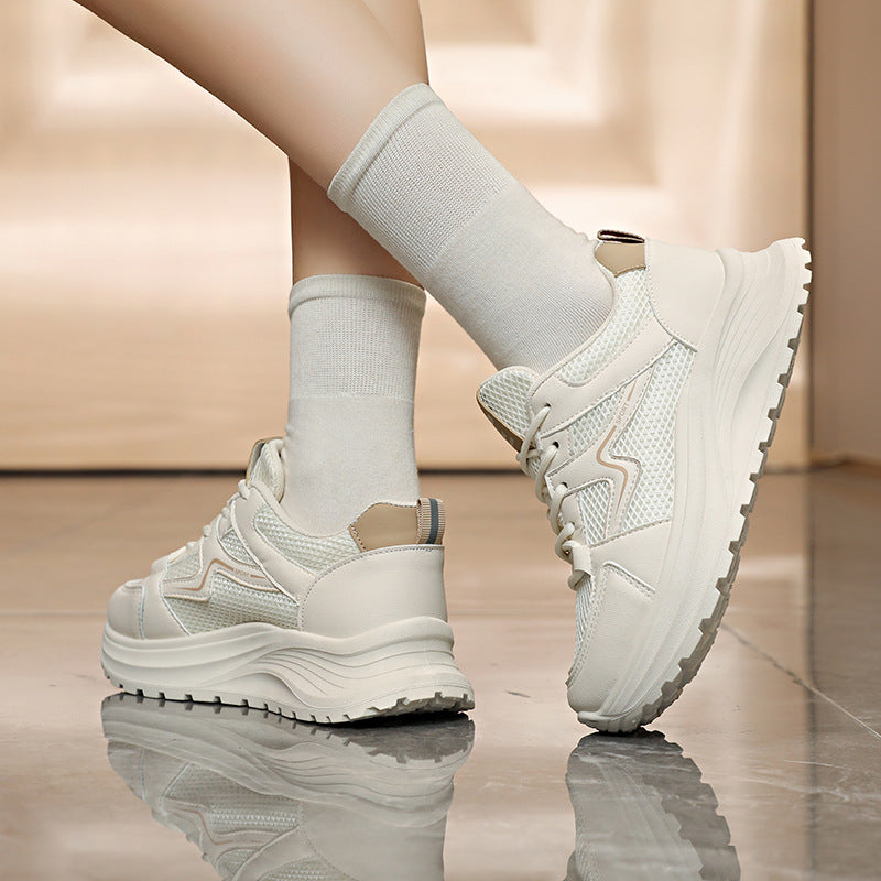 Damen Sportliche Sneakers mit atmungsaktiver Mesh-Oberfläche und dämpfender Laufsohle EB